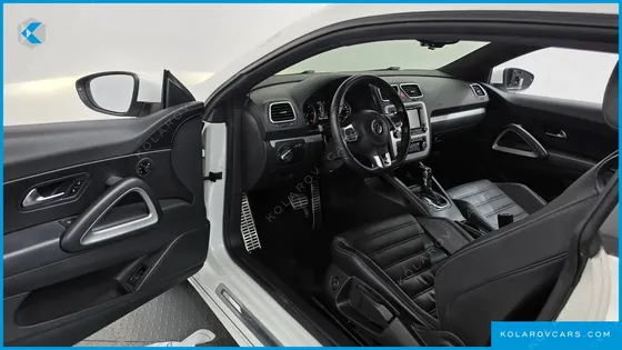 VOLKSWAGEN SCIROCCO 2.0 TDI R-LINE