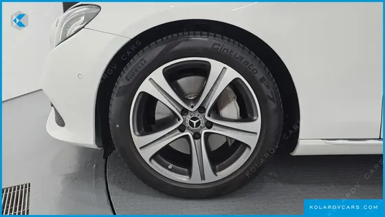 MERCEDES E-CLASS E300 AVANTGARDE
