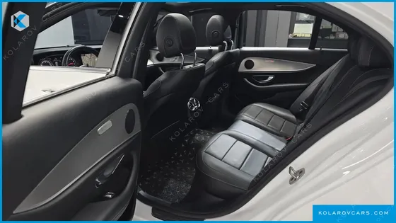 MERCEDES E-CLASS E300 AVANTGARDE