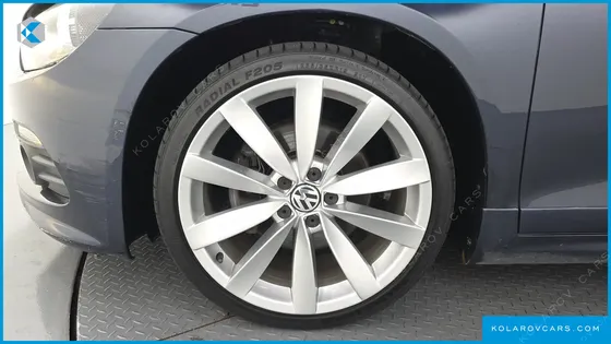 VOLKSWAGEN SCIROCCO 2.0 TDI R-LINE