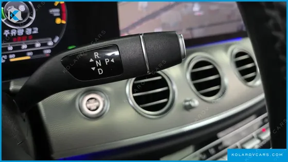 MERCEDES E-CLASS E300 AMG LINE