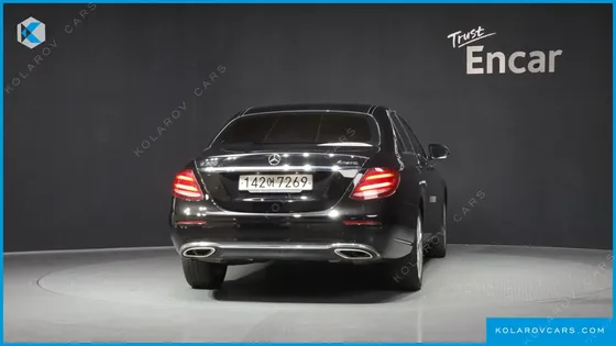 MERCEDES E-CLASS E300 4MATIC EXCLUSIVE