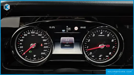 MERCEDES E-CLASS E200 AVANTGARDE