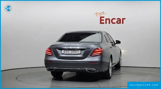 MERCEDES E-CLASS E220D EXCLUSIVE