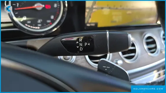 MERCEDES E-CLASS E220D EXCLUSIVE