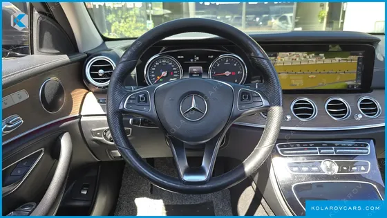MERCEDES E-CLASS E220D EXCLUSIVE