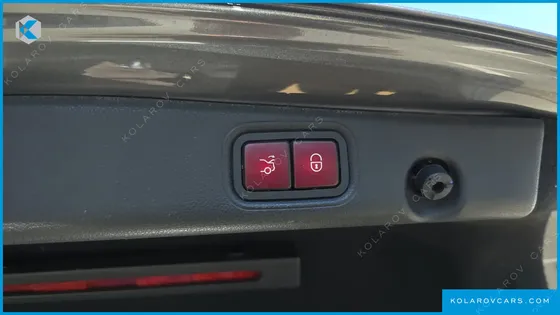 MERCEDES E-CLASS E220D EXCLUSIVE