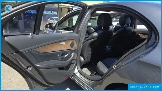 MERCEDES E-CLASS E220D EXCLUSIVE