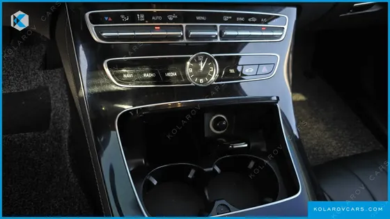 MERCEDES E-CLASS E220D EXCLUSIVE