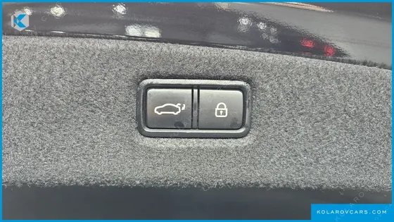 GENESIS G90 3.3 T AWD