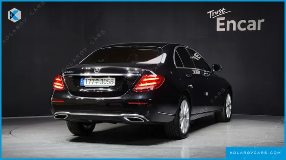 MERCEDES E-CLASS E220D 4MATIC EXCLUSIVE