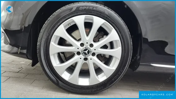 MERCEDES E-CLASS E220D 4MATIC EXCLUSIVE