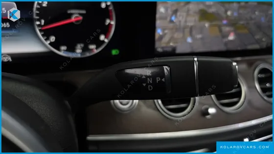 MERCEDES E-CLASS E300 4MATIC EXCLUSIVE