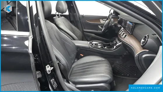 MERCEDES E-CLASS E300 4MATIC EXCLUSIVE