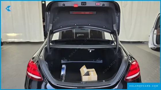 MERCEDES E-CLASS E220D 4MATIC AVANTGARDE