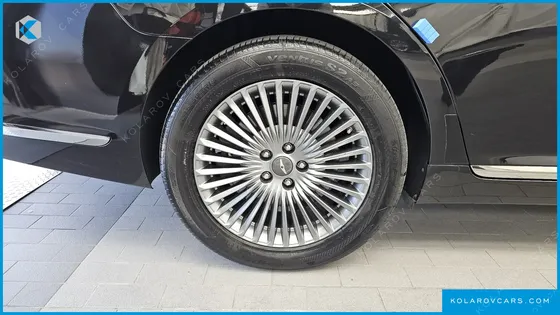 GENESIS G90 3.3 T AWD