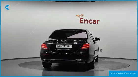 MERCEDES E-CLASS E300 AVANTGARDE