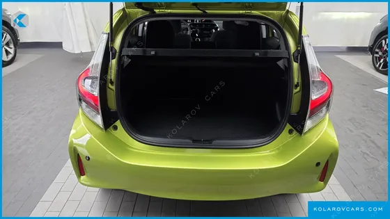 TOYOTA PRIUS 1.5
