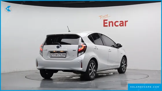 TOYOTA PRIUS 1.5