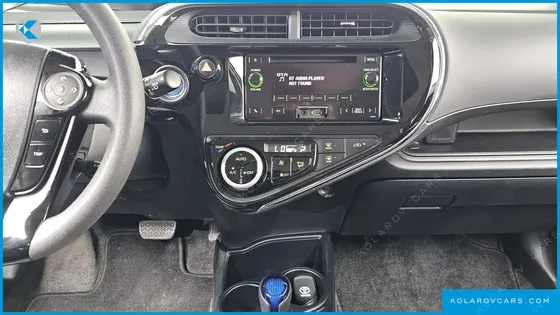 TOYOTA PRIUS 1.5