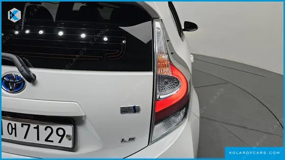 TOYOTA PRIUS 1.5