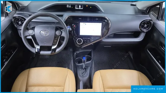 TOYOTA PRIUS 1.5