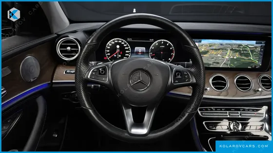 MERCEDES E-CLASS E300 EXCLUSIVE
