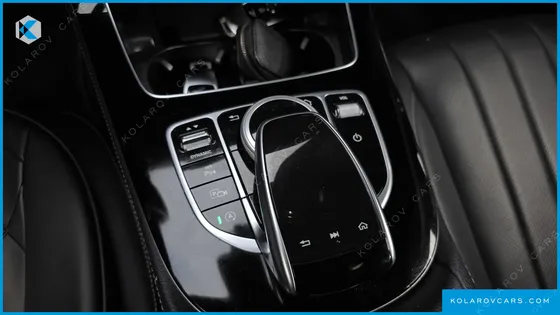 MERCEDES E-CLASS E300 EXCLUSIVE