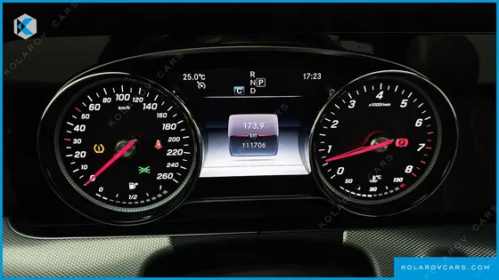 MERCEDES E-CLASS E300 AVANTGARDE
