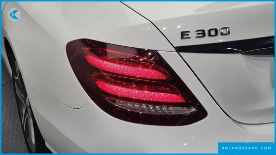 MERCEDES E-CLASS E300 AVANTGARDE