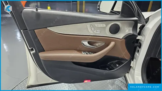 MERCEDES E-CLASS E300 AVANTGARDE