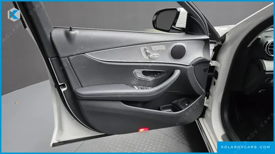 MERCEDES E-CLASS E200 AVANTGARDE