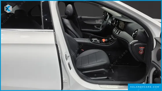 MERCEDES E-CLASS E200 AVANTGARDE