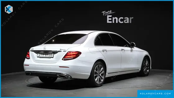 MERCEDES E-CLASS E300 4MATIC AVNATGARDE