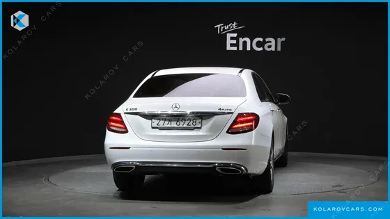 MERCEDES E-CLASS E300 4MATIC AVNATGARDE