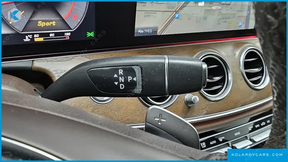 MERCEDES E-CLASS E300 4MATIC EXCLUSIVE