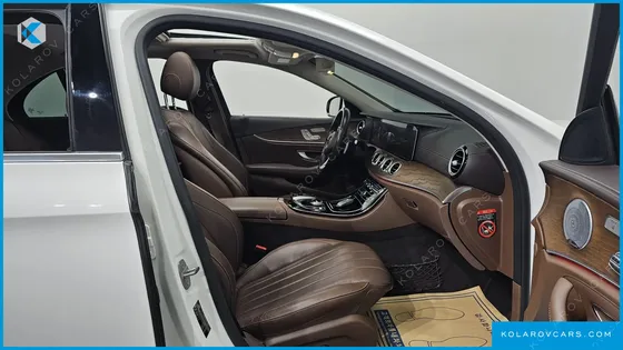 MERCEDES E-CLASS E300 4MATIC EXCLUSIVE
