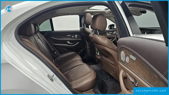 MERCEDES E-CLASS E300 4MATIC EXCLUSIVE