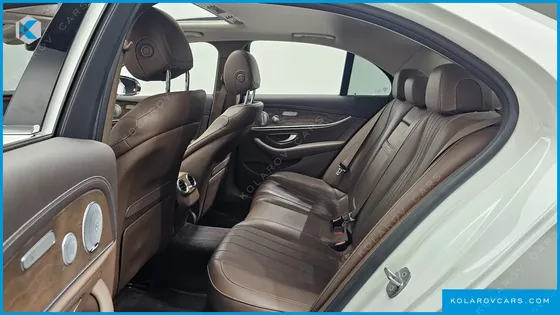 MERCEDES E-CLASS E300 4MATIC EXCLUSIVE