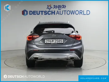 INFINITY QX30 2.0 ESSENTIAL AWD