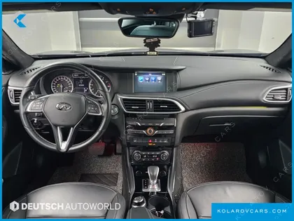 INFINITY QX30 2.0 ESSENTIAL AWD