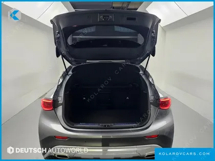 INFINITY QX30 2.0 ESSENTIAL AWD