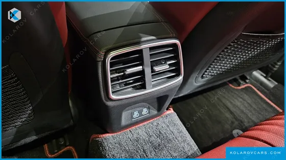 GENESIS G70 GASOLINE 2.5T 2WD