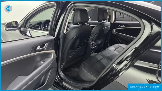 GENESIS G70 DIESEL 2.2 2WD
