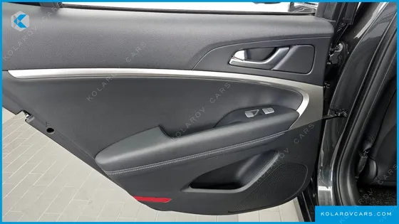 GENESIS G70 GASOLINE 3.3T 4WD