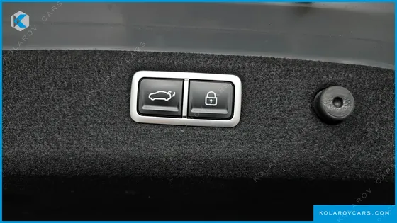 GENESIS G70 GASOLINE 3.3T 4WD
