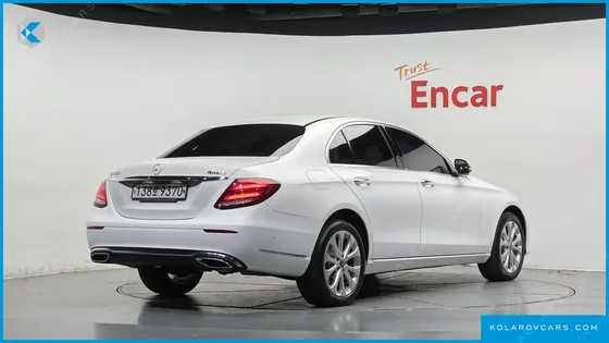 MERCEDES E-CLASS E300 4MATIC EXCLUSIVE