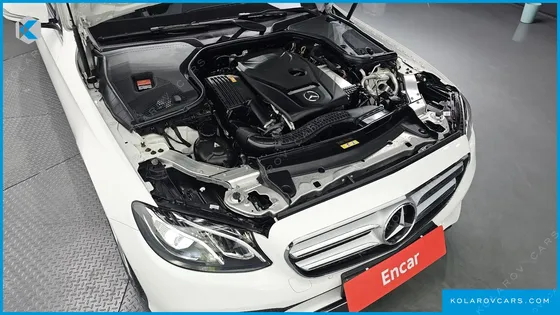 MERCEDES E-CLASS E200 AVANTGARDE
