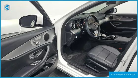 MERCEDES E-CLASS E200 AVANTGARDE