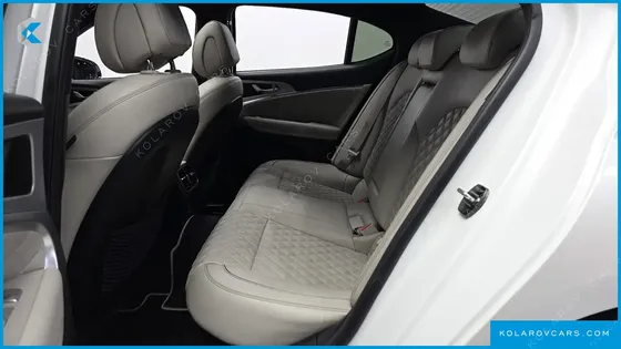 GENESIS G70 GASOLINE 3.3T 2WD